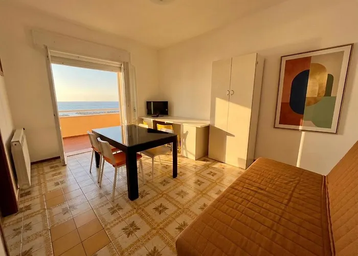 3 Trilocale Fronte Mare Apartment