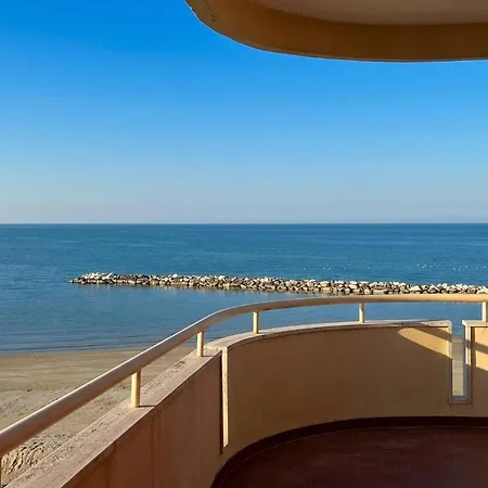 3 Trilocale Fronte Mare *